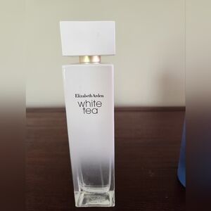 Elizabeth Arden Perfume